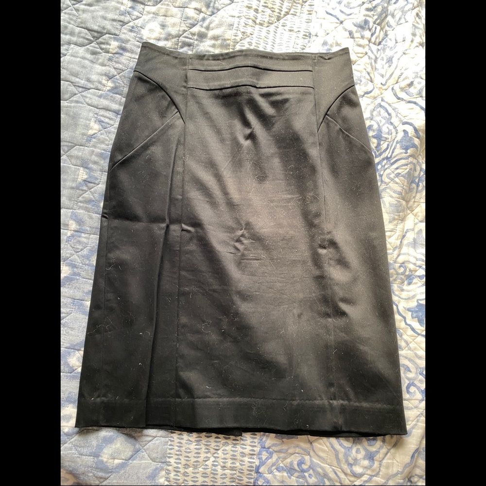 High-waisted black pencil skirt